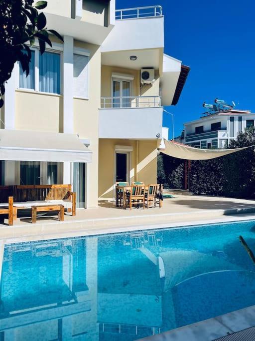 Excellent 3 Storey Villa With A Swimming Pool Belek Exterior foto
