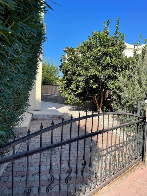 Excellent 3 Storey Villa With A Swimming Pool Belek Exterior foto